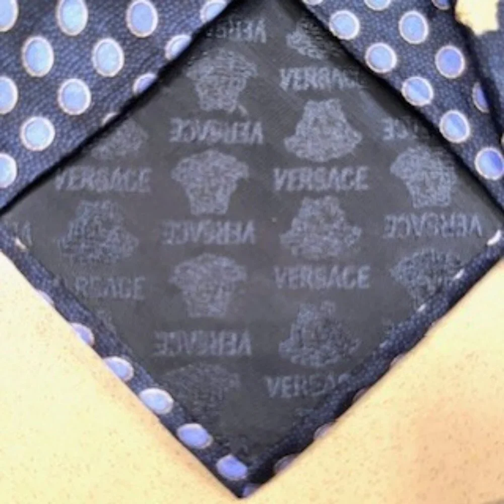 Gianni Versace Men’s Tie - Picture 8 of 8